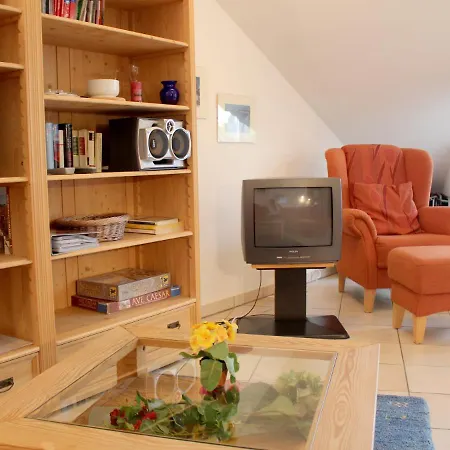 公寓 Ferienwohnung Alter Leuchtturm 林道